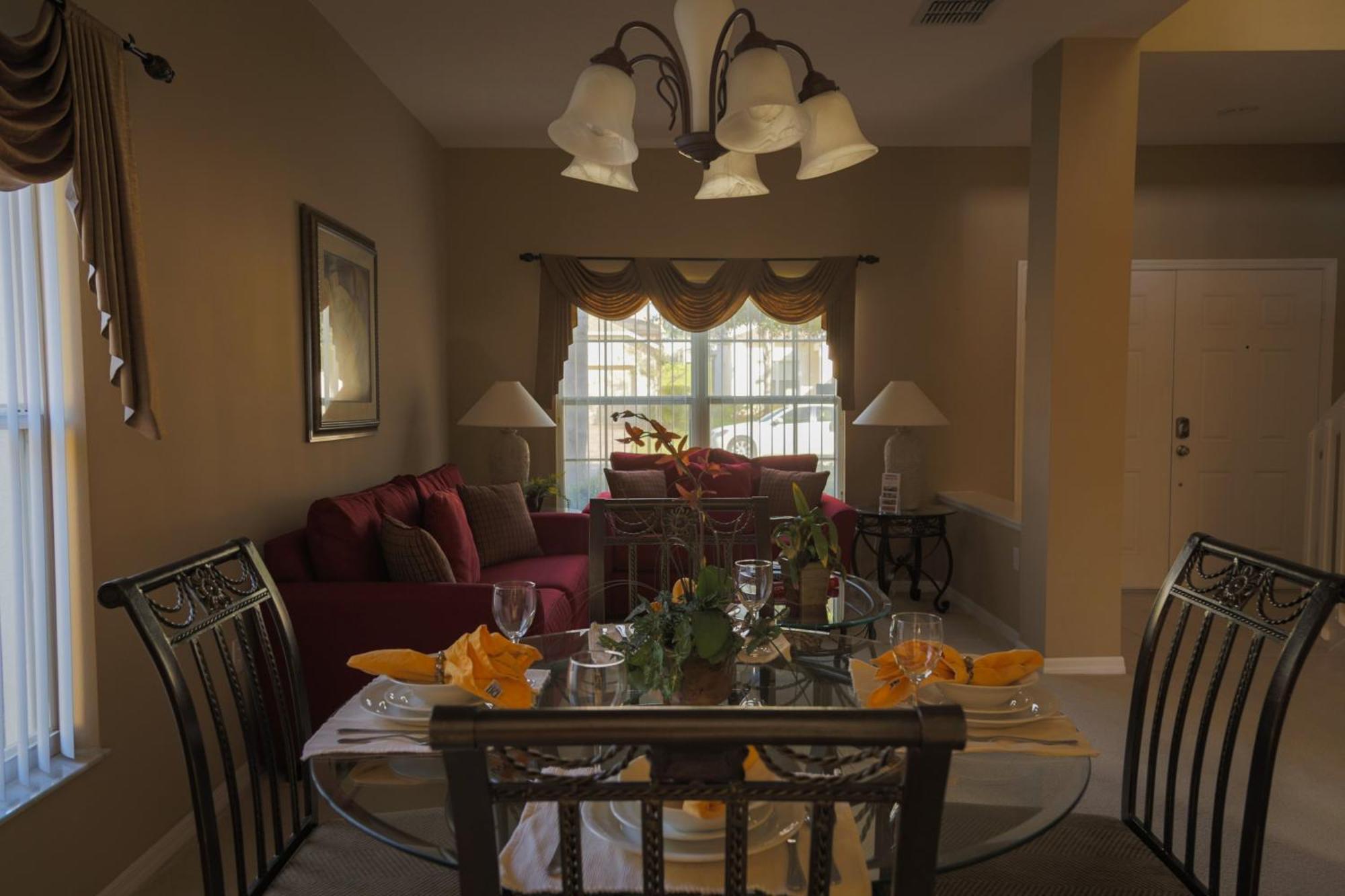 5 Bedroom Highgate Park Villa ดาเวนพอร์ต ภายนอก รูปภาพ
